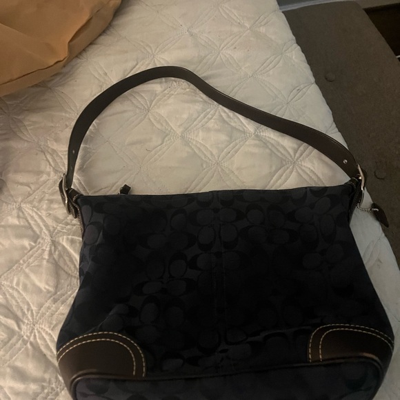 Coach, navy blue shoulder bag - Picture 2 of 4